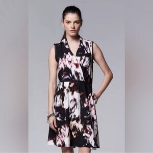 Stunning Simply Vera Vera Wang size small dress